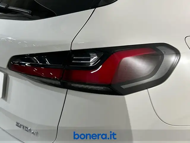 BMW 2 Series view 11