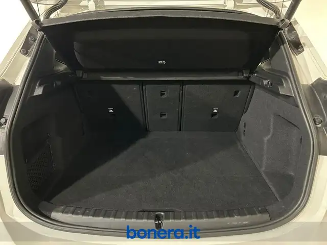 BMW 2 Series view 13