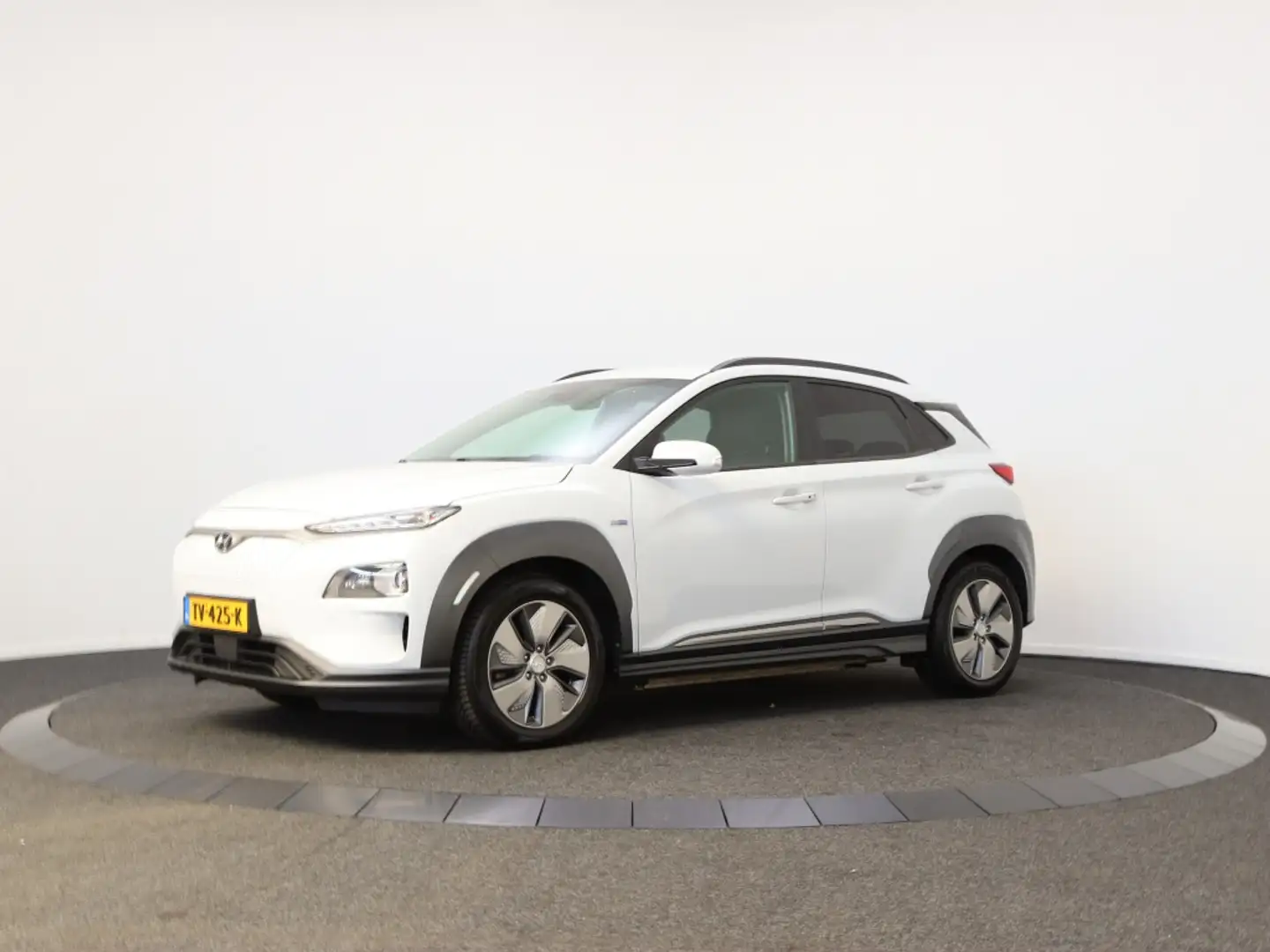 Hyundai KONA EV Premium 64 kWh | Trekhaak | Achteruitrijcamera Blanc - 2