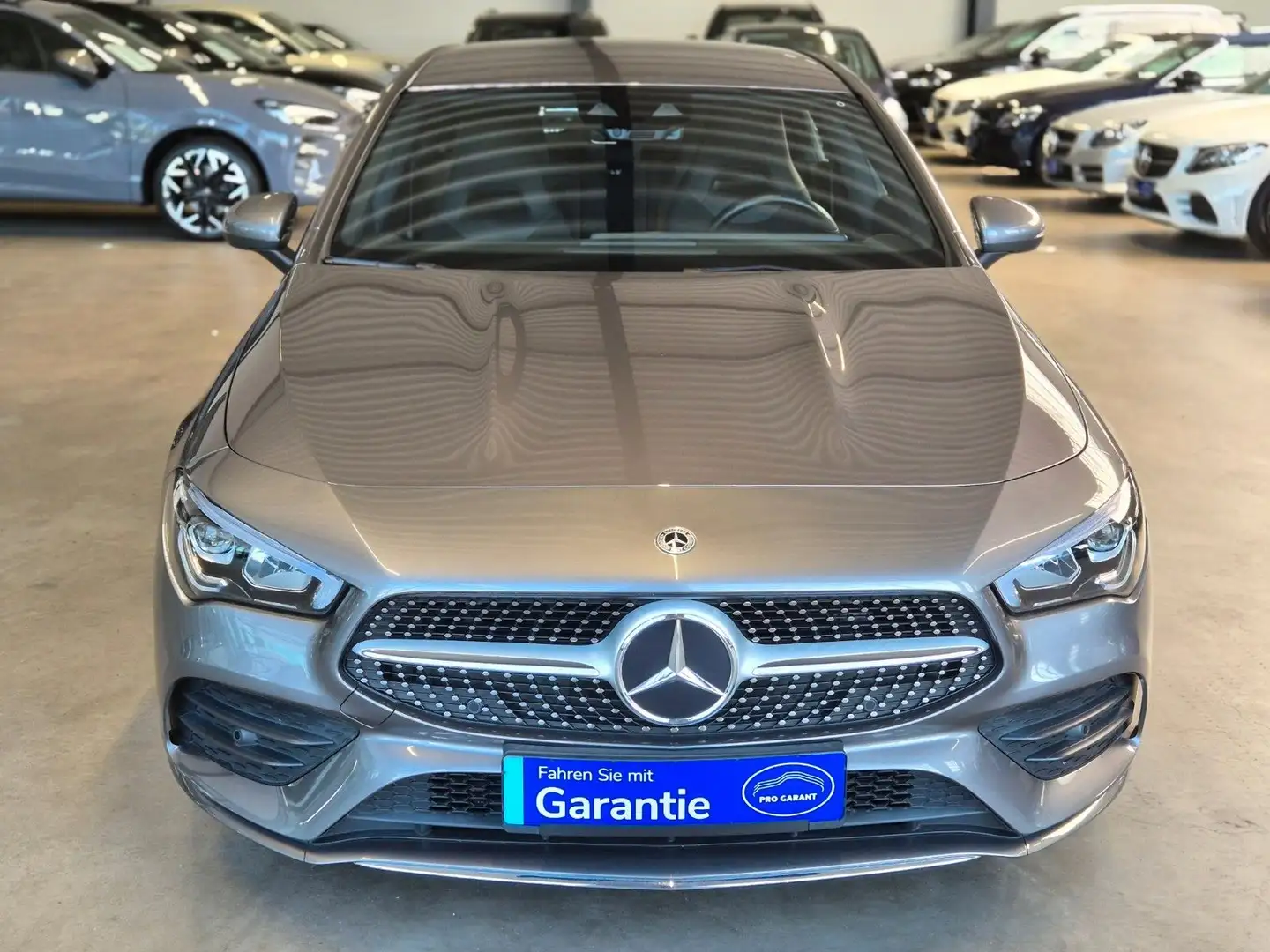 Mercedes-Benz CLA 200 SB AMG LINE TEILLEDER NAV SHZ CAMERA AHK Grau - 2