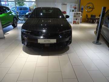 Bild 2 Opel Astra GS Sports Tourer