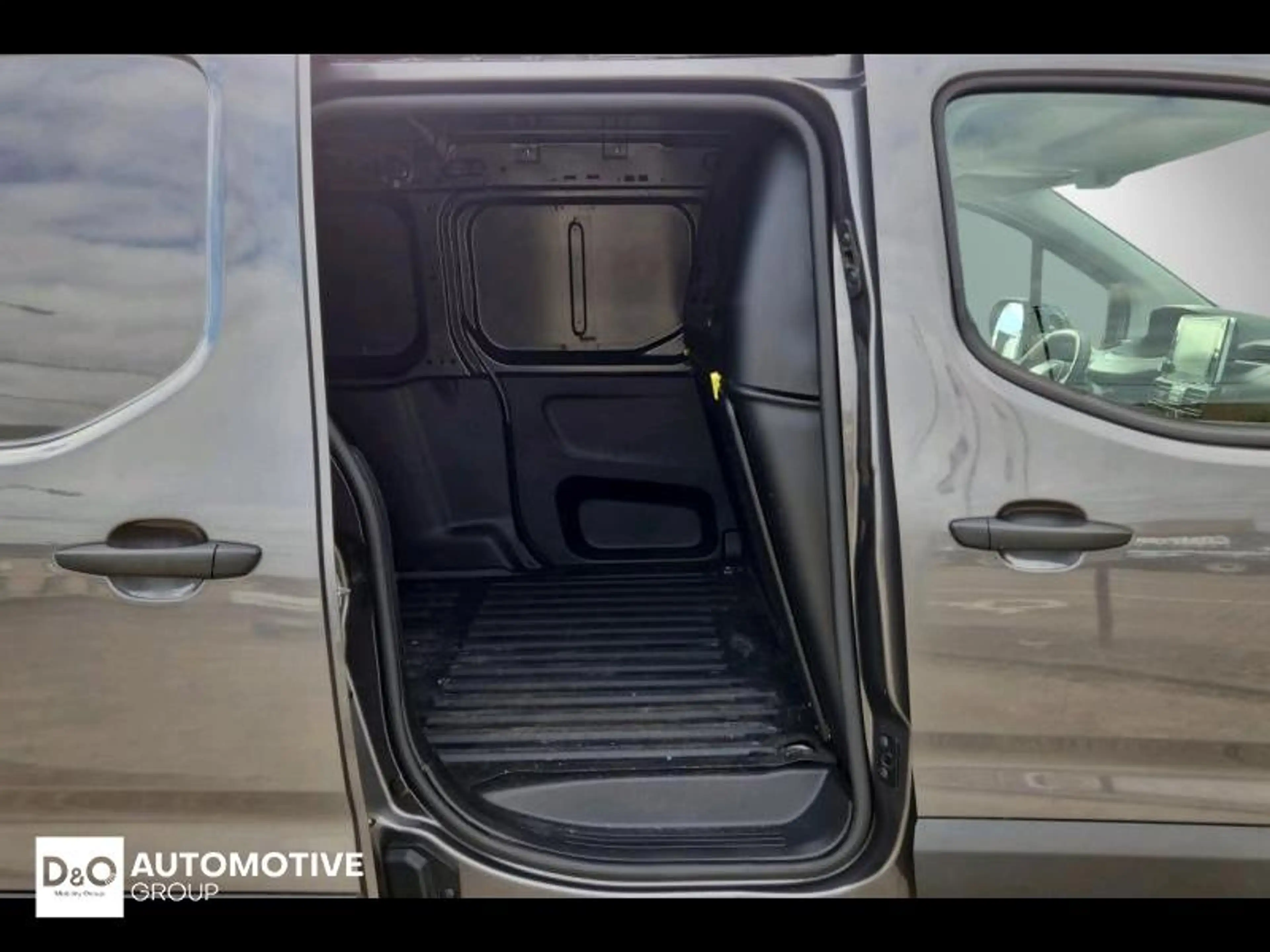 Peugeot Partner L2 | airco | carplay | camera | trekhaak | — photo 8
