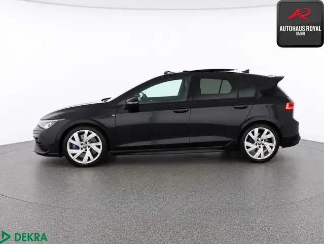 Volkswagen Golf view 2