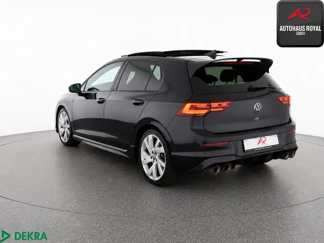 Volkswagen Golf view 3