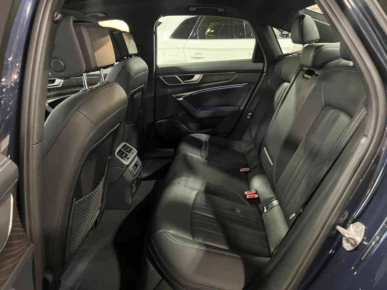 Audi A6 снимка Audi A6