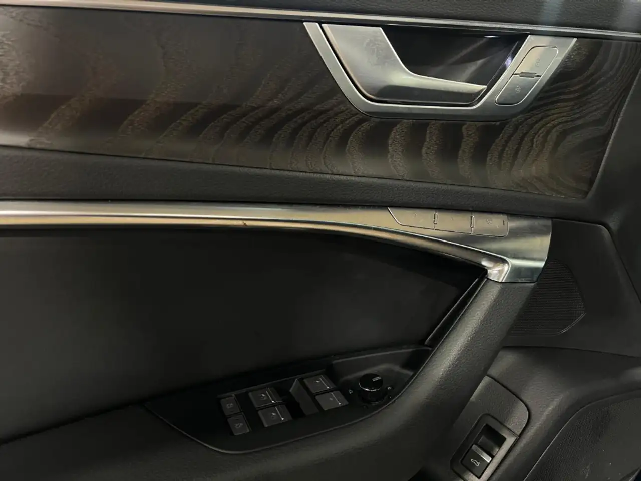 Audi A6 снимка Audi A6