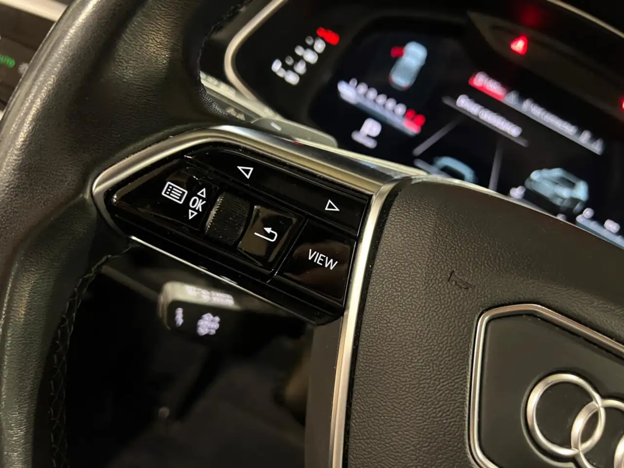 Audi A6 снимка Audi A6