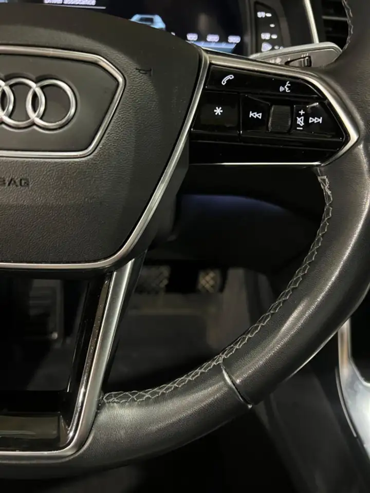 Audi A6 снимка Audi A6
