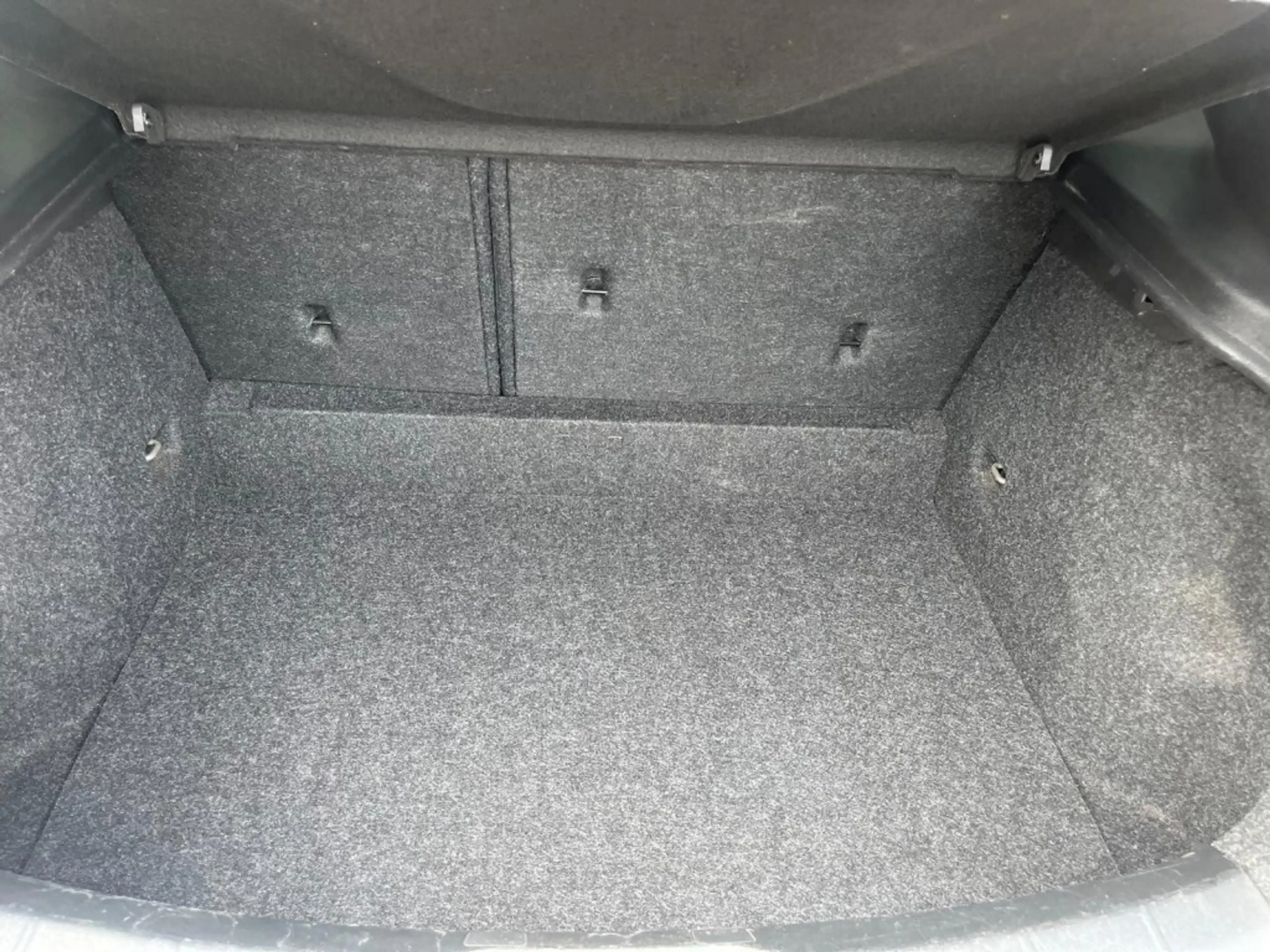 Volvo V40 2.0 T2 122PK Momentum  122 PK Camera  Trekhaak  Le — photo 10