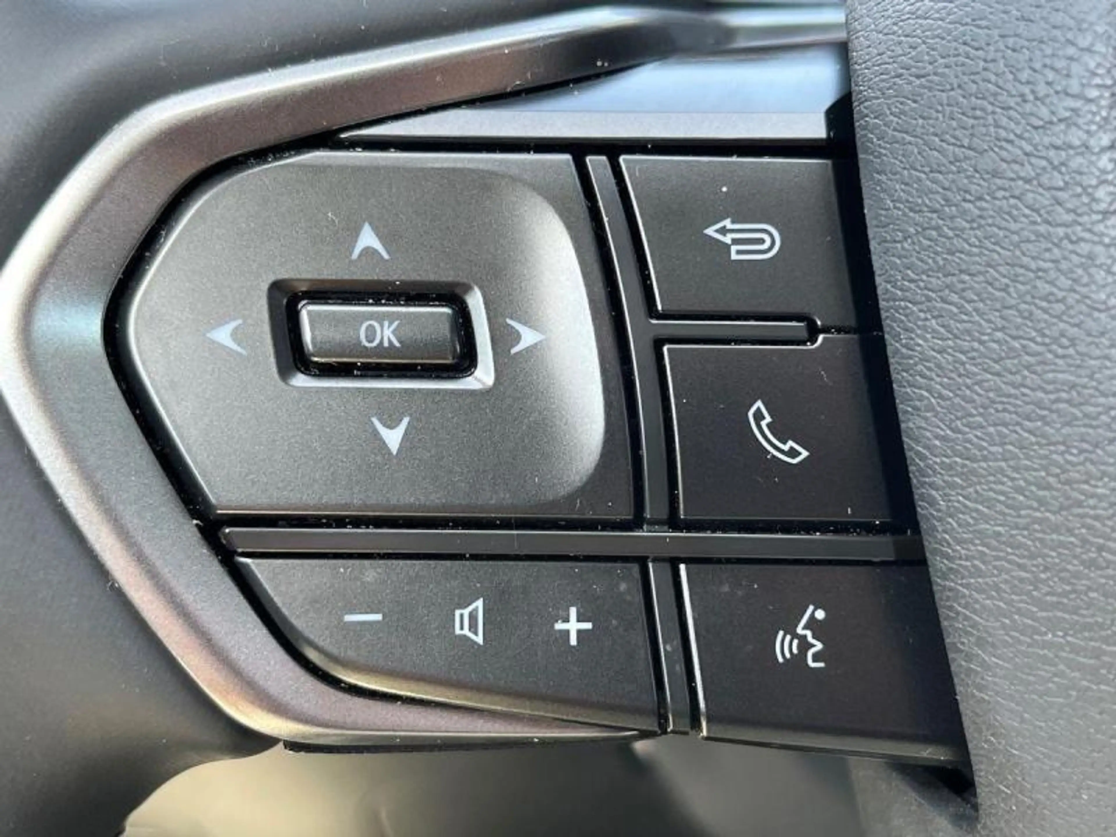 Lexus RZ Executive Line 4X4+panoroof+trekhaak+360°cam+gps+ — photo 15