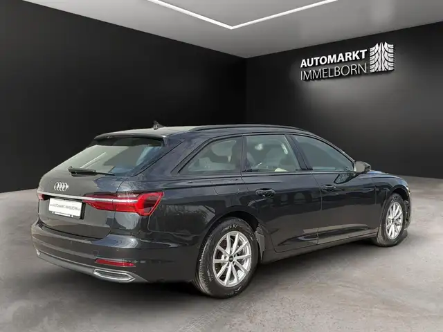 Audi A6 view 8
