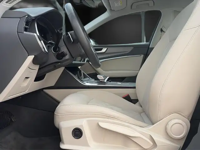 Audi A6 view 15