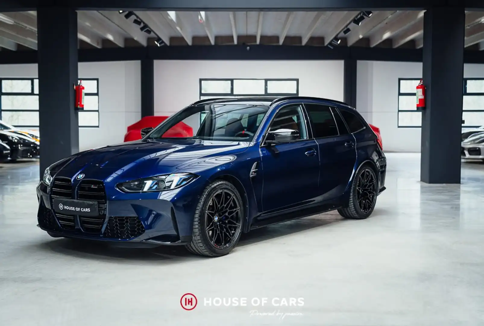 BMW M3 TOURING COMPETITION XDRIVE LCI BLUE OVER TAN Blue - 2