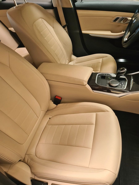 BMW 320 3 Limousine 320 i Luxury Line*LED*Navi*PDC* — photo 12