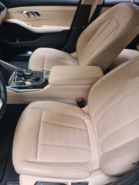BMW 320 3 Limousine 320 i Luxury Line*LED*Navi*PDC* — photo 13