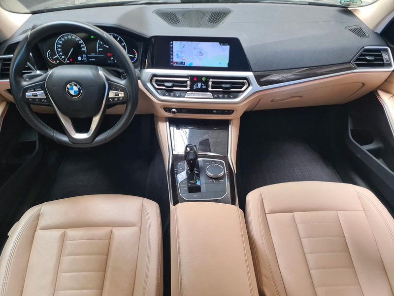 BMW 320 3 Limousine 320 i Luxury Line*LED*Navi*PDC* — photo 11