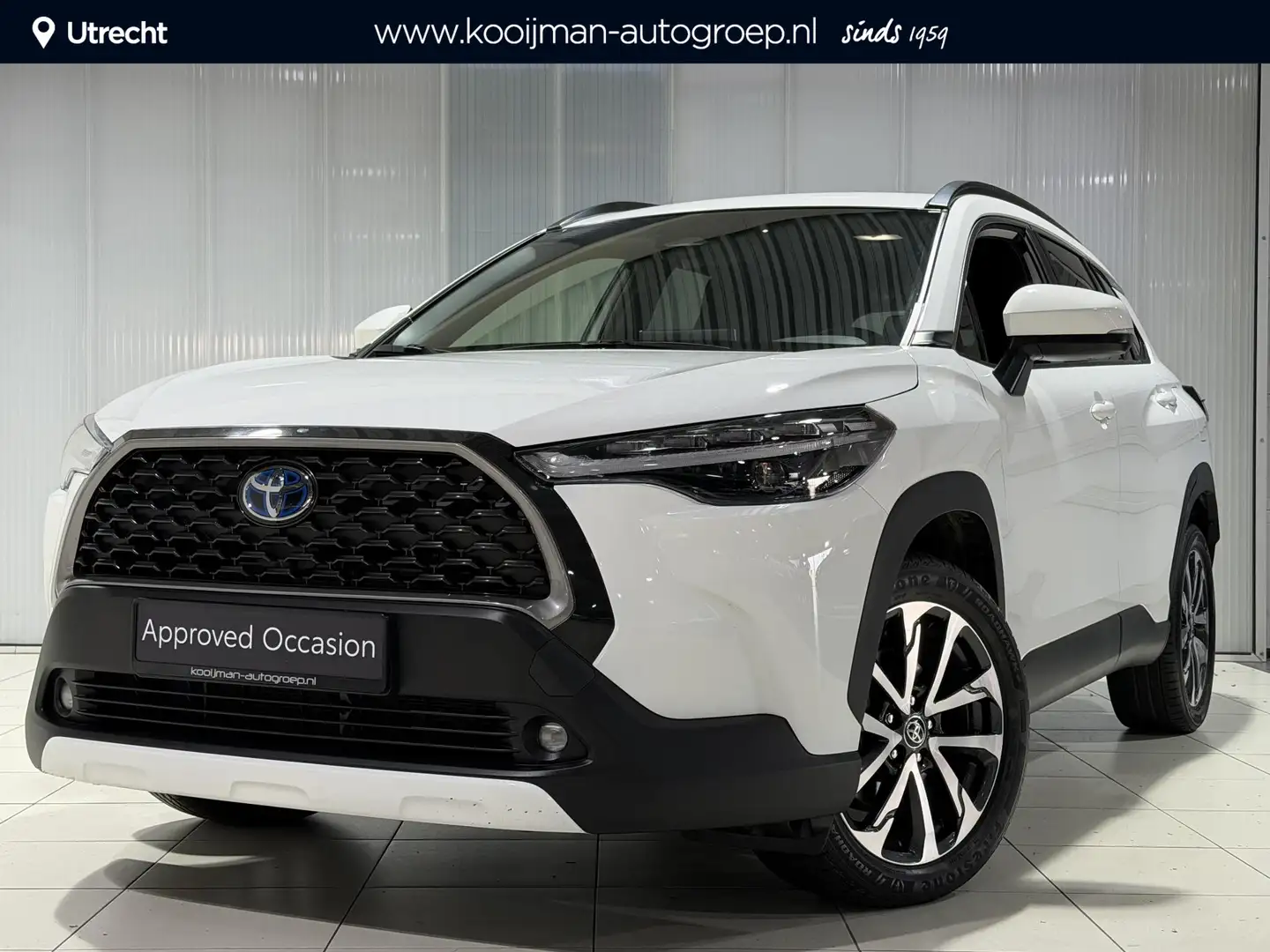 Toyota Corolla Cross Hybrid 140 Dynamic | Elektrische achterklep, navig Wit - 1
