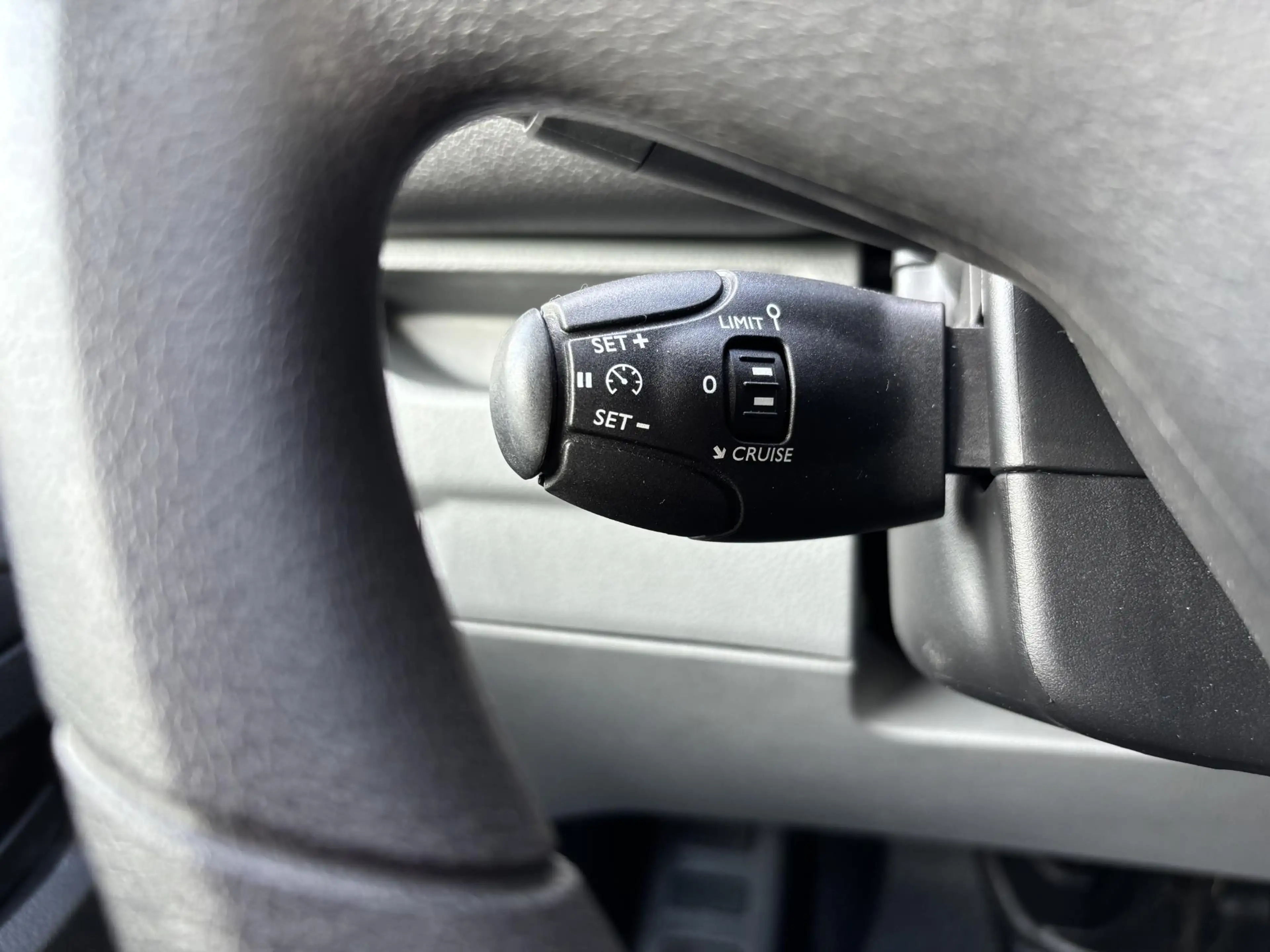 Opel Vivaro-e Combi L2H1 50 kWh 136 PK | Nieuw binnen, meer foto — photo 14