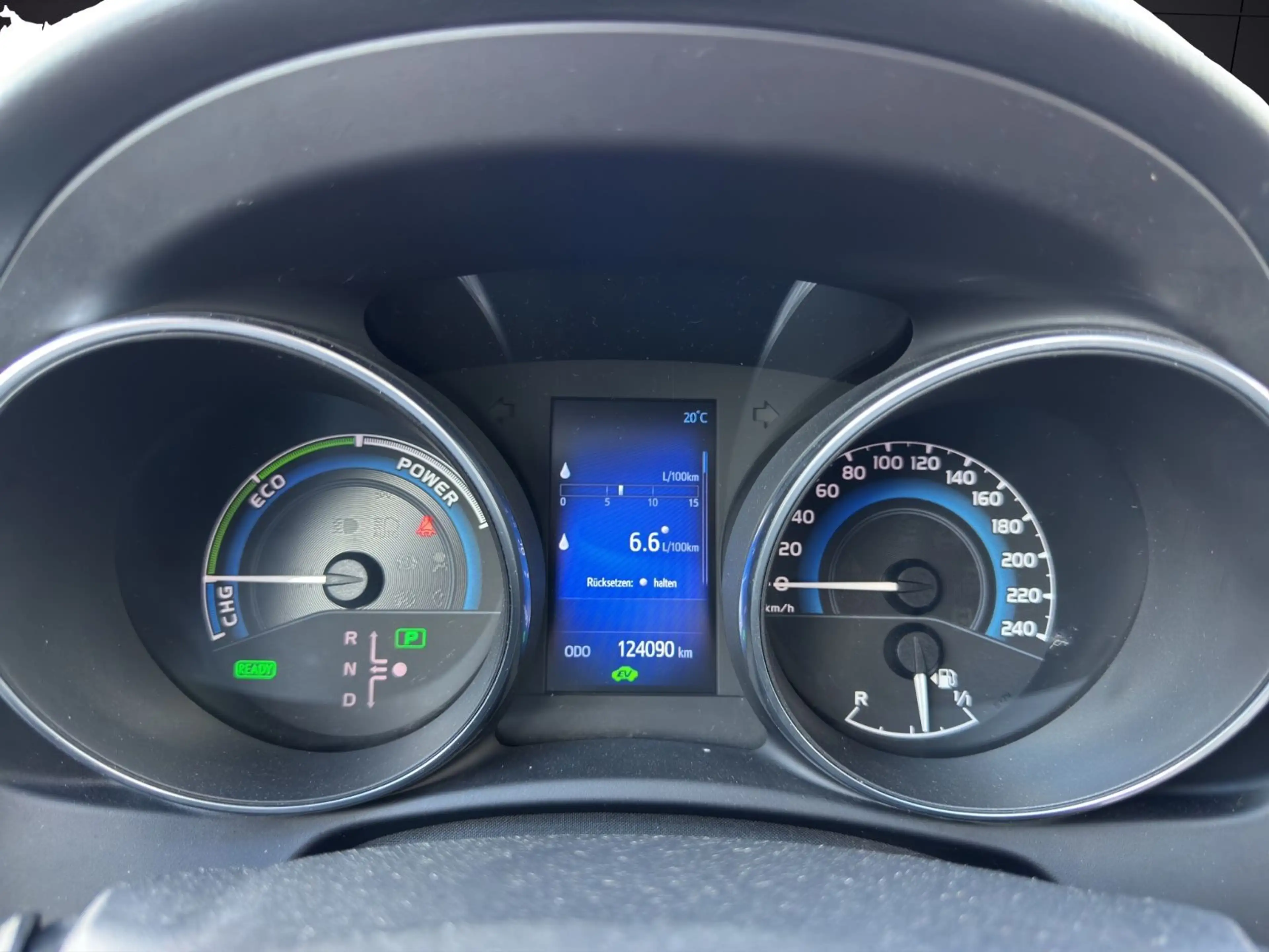 Toyota Auris AURIS HYBRID 1.8 R-KAMERA NAVI 1.HAND 17 ALU LED — photo 11