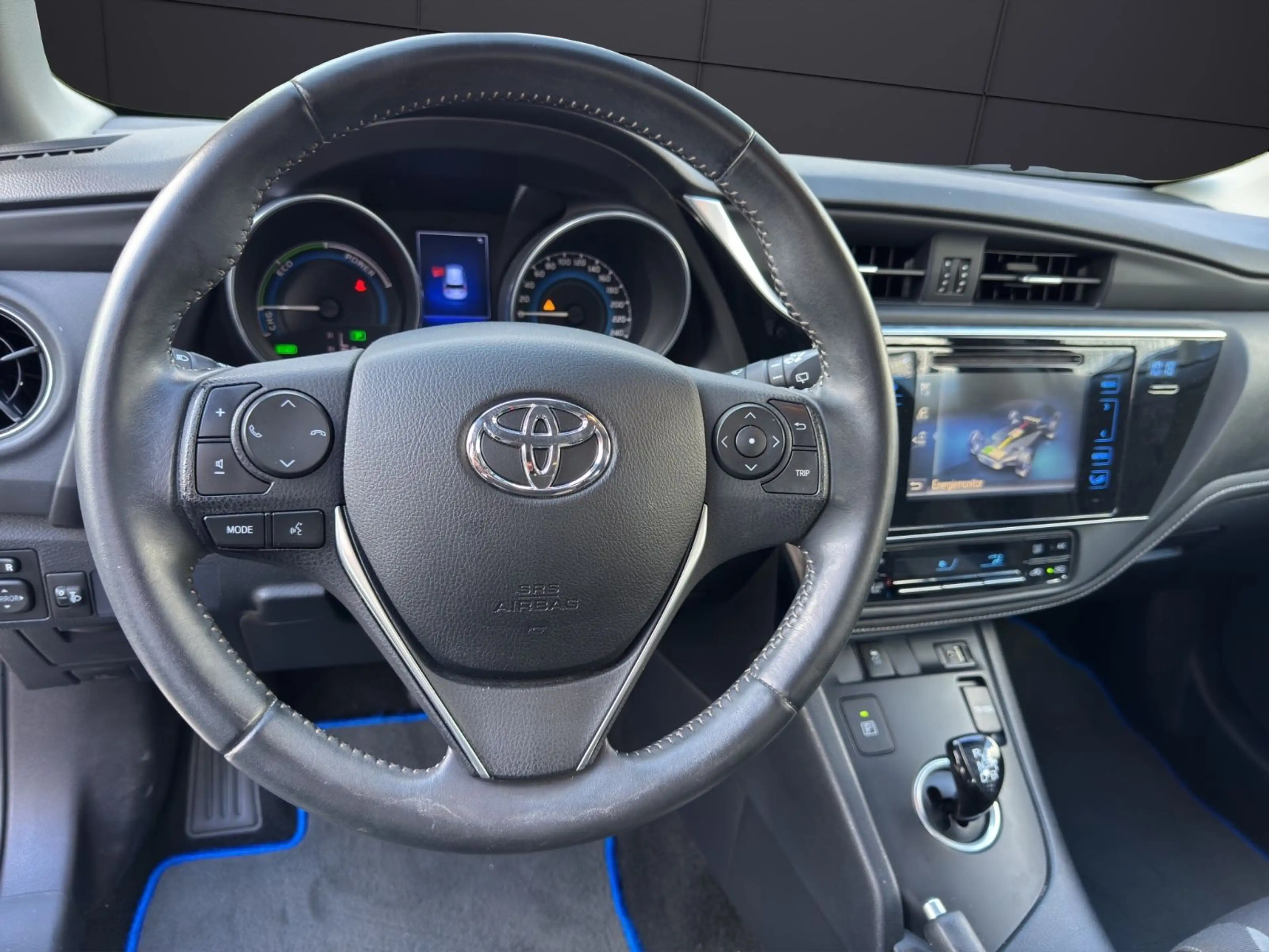 Toyota Auris AURIS HYBRID 1.8 R-KAMERA NAVI 1.HAND 17 ALU LED — photo 12