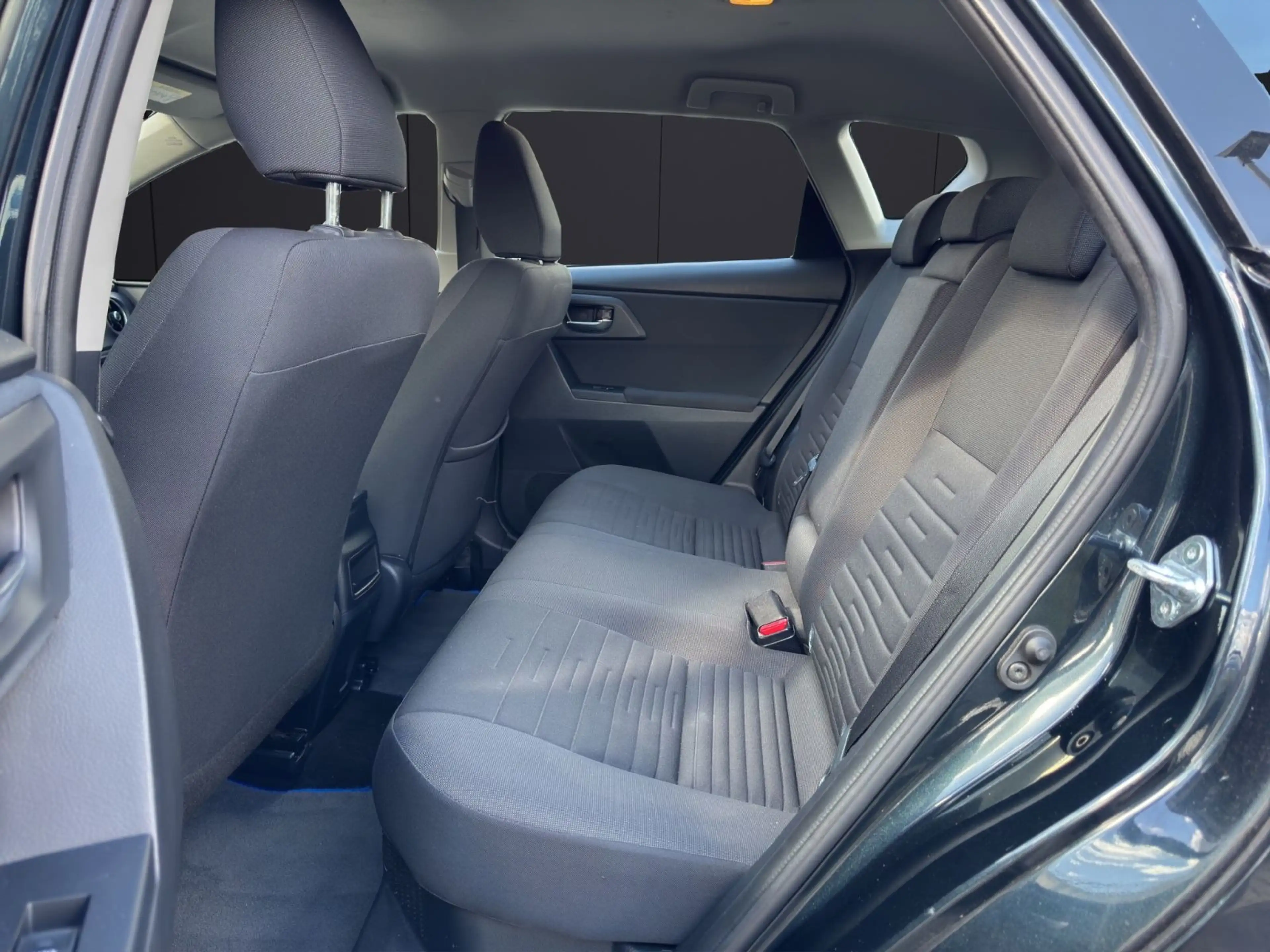 Toyota Auris AURIS HYBRID 1.8 R-KAMERA NAVI 1.HAND 17 ALU LED — photo 15