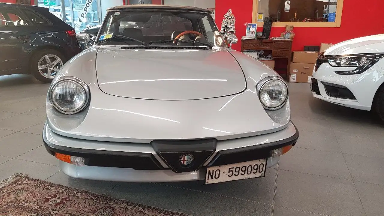 Alfa Romeo Spider 1.6, foto 12