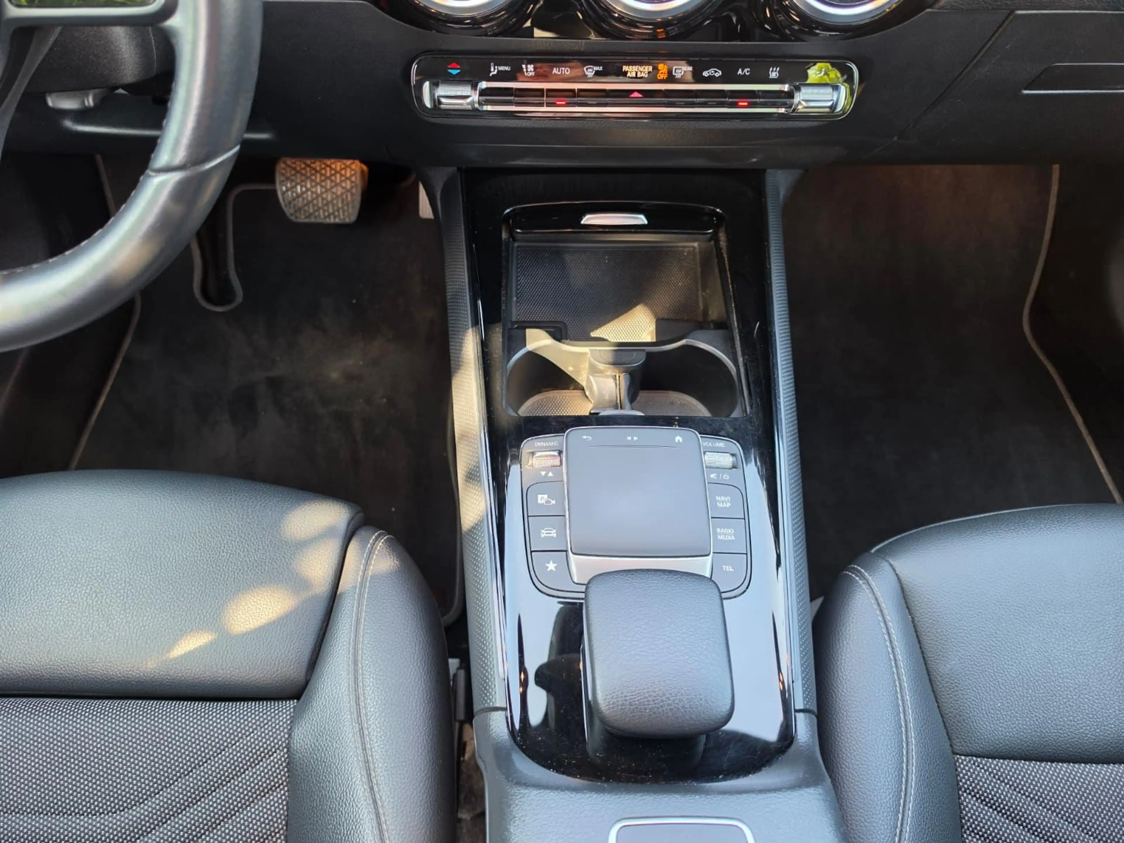Mercedes-Benz B 250 B e Business Solution — photo 8