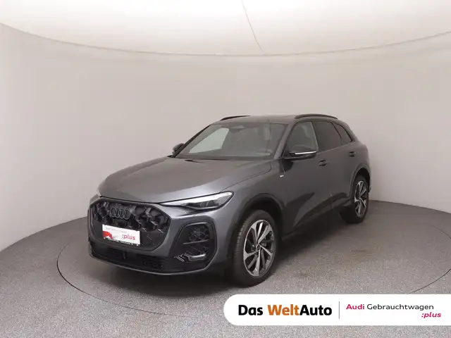 Audi Q5 main image