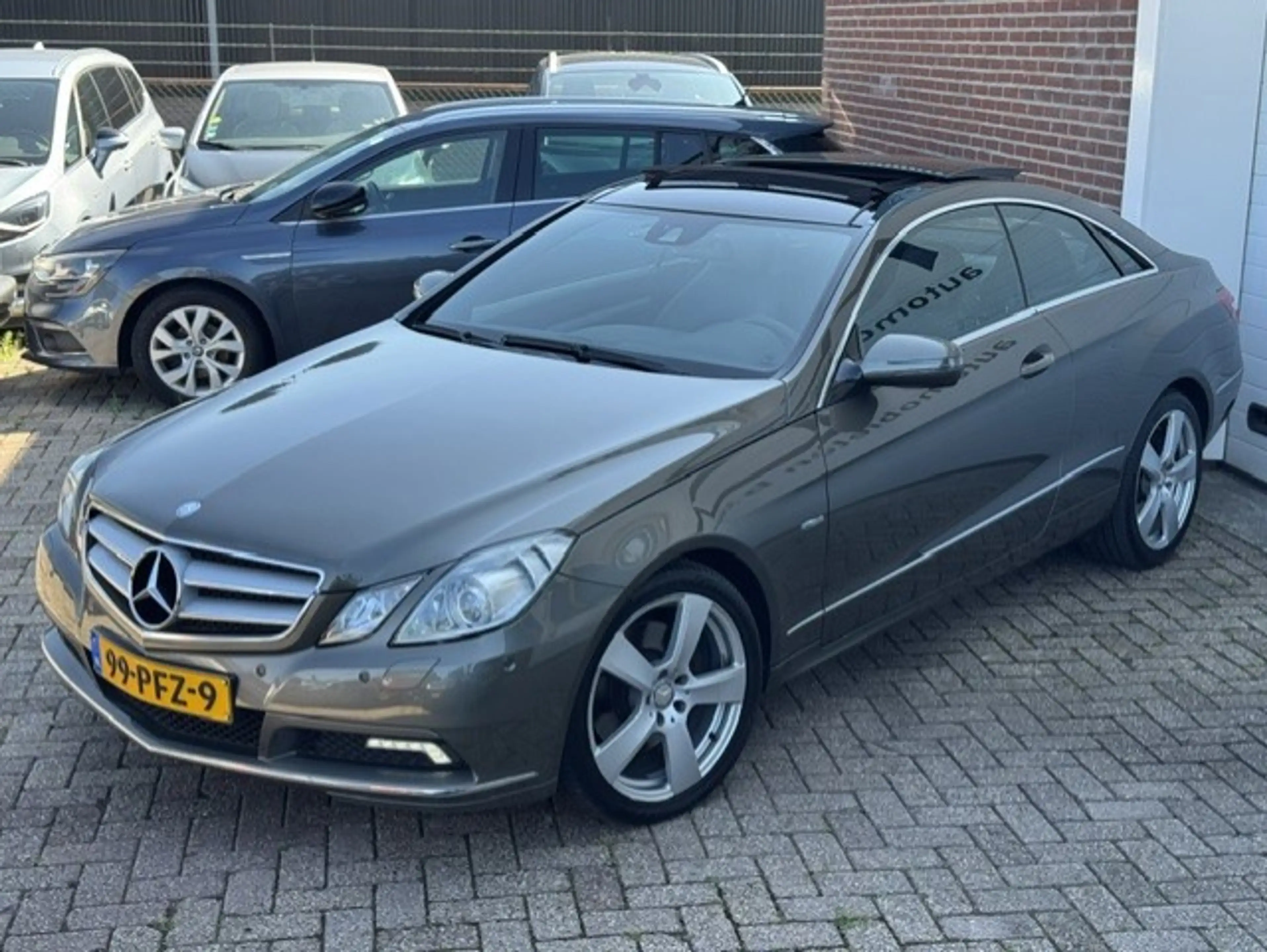 Mercedes-Benz E 350 Coupé CGI Avantgarde - Dealer onderhouden — photo 4