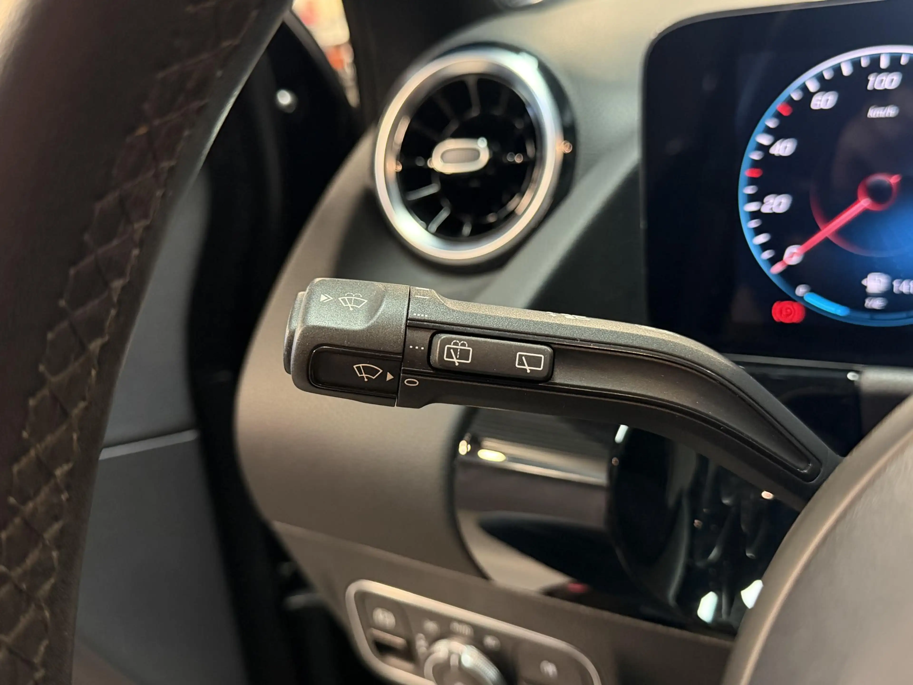 Mercedes-Benz GLA 250 e Progressive 17"/Widescreen/Stoelverwarming/DAB/A — photo 22