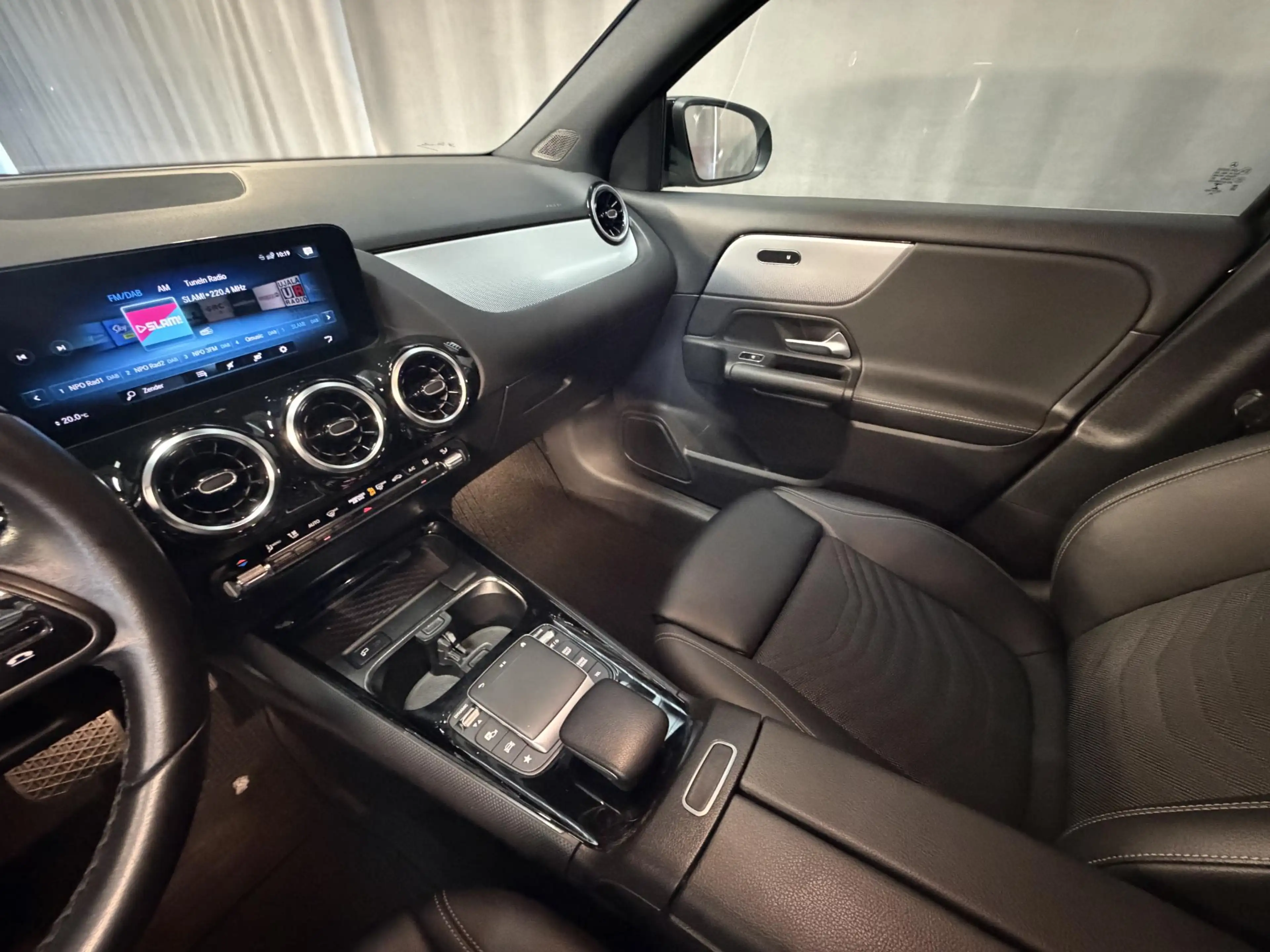 Mercedes-Benz GLA 250 e Progressive 17"/Widescreen/Stoelverwarming/DAB/A — photo 25