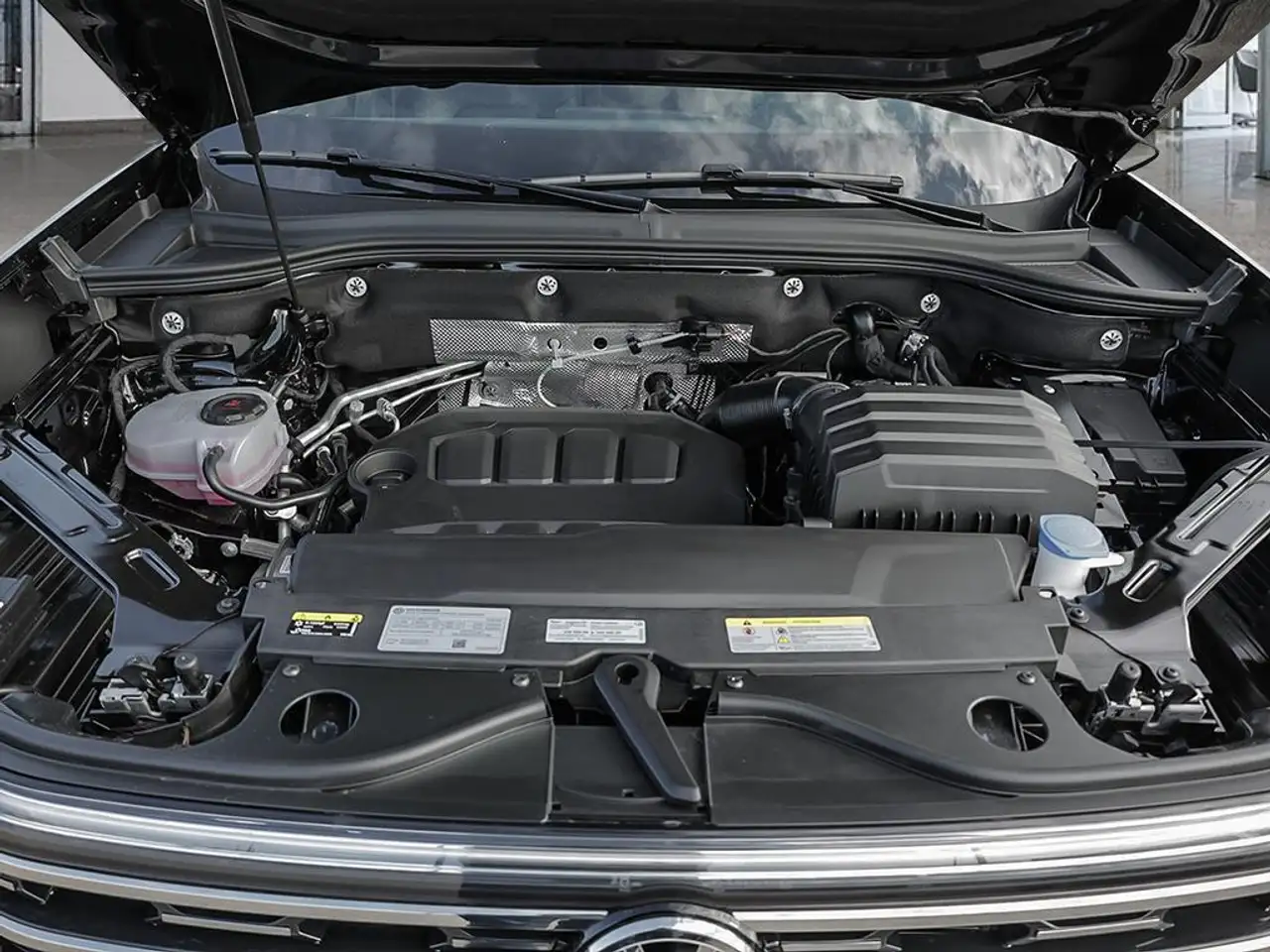 Volkswagen Atlas снимка Volkswagen Atlas