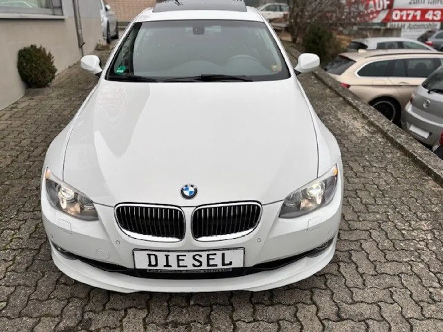 BMW 330 d Coupe Aut. NAVI-Prof.+GSD+KESSY+XEN+E-Sitze Wit - 2