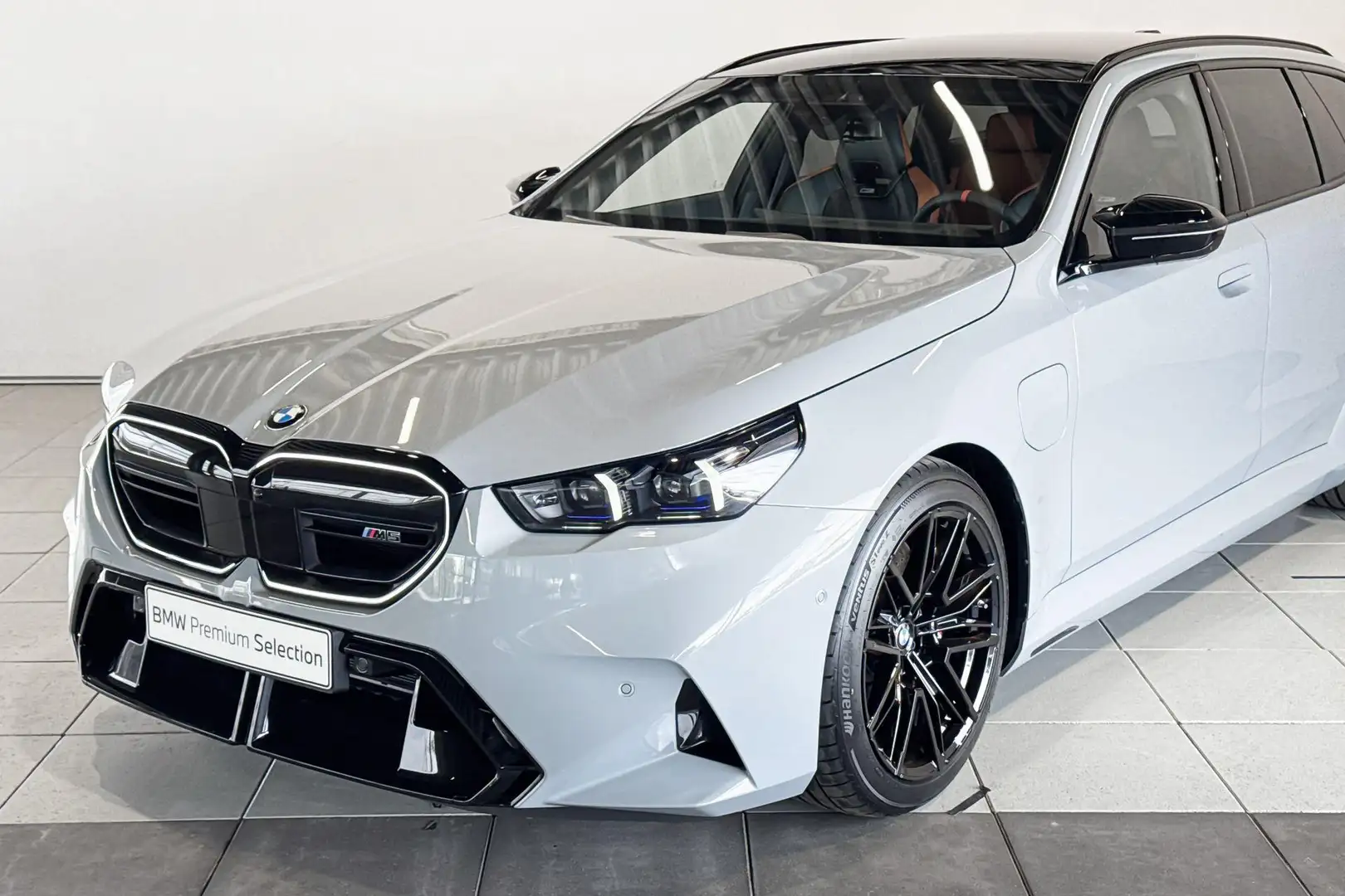 BMW M5 Touring M Drive Professional Aut. Grijs - 2