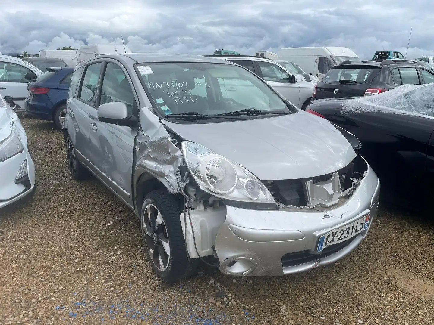 Nissan Note Note 1.5 DCi 90 / CX231 Gris - 1