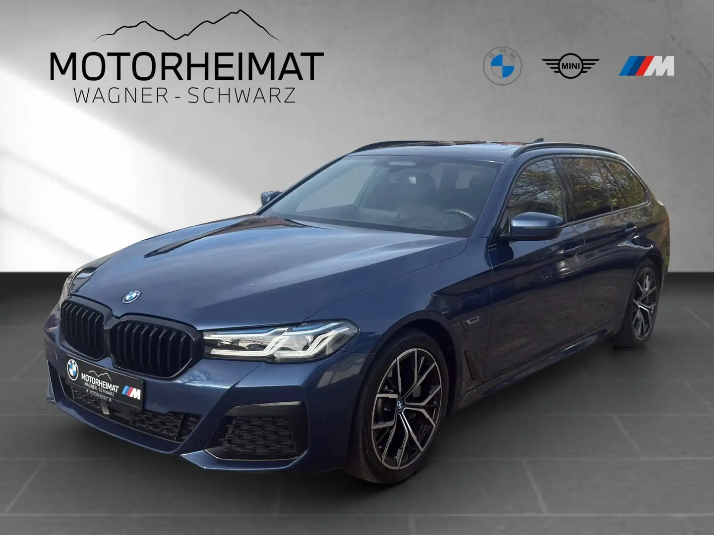 BMW 530 e xDrive Touring M Sport 19" HUD ACC Laser Blau - 1