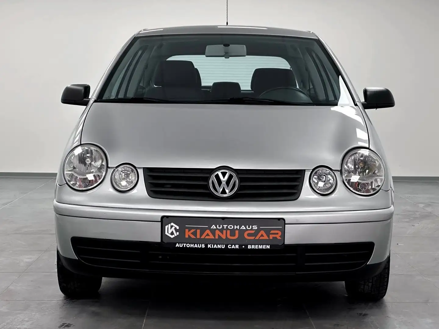 Volkswagen Polo IV Basis.KLIMA.SERVICE NEU. TÜV NEU.SERVO Gümüş rengi - 2
