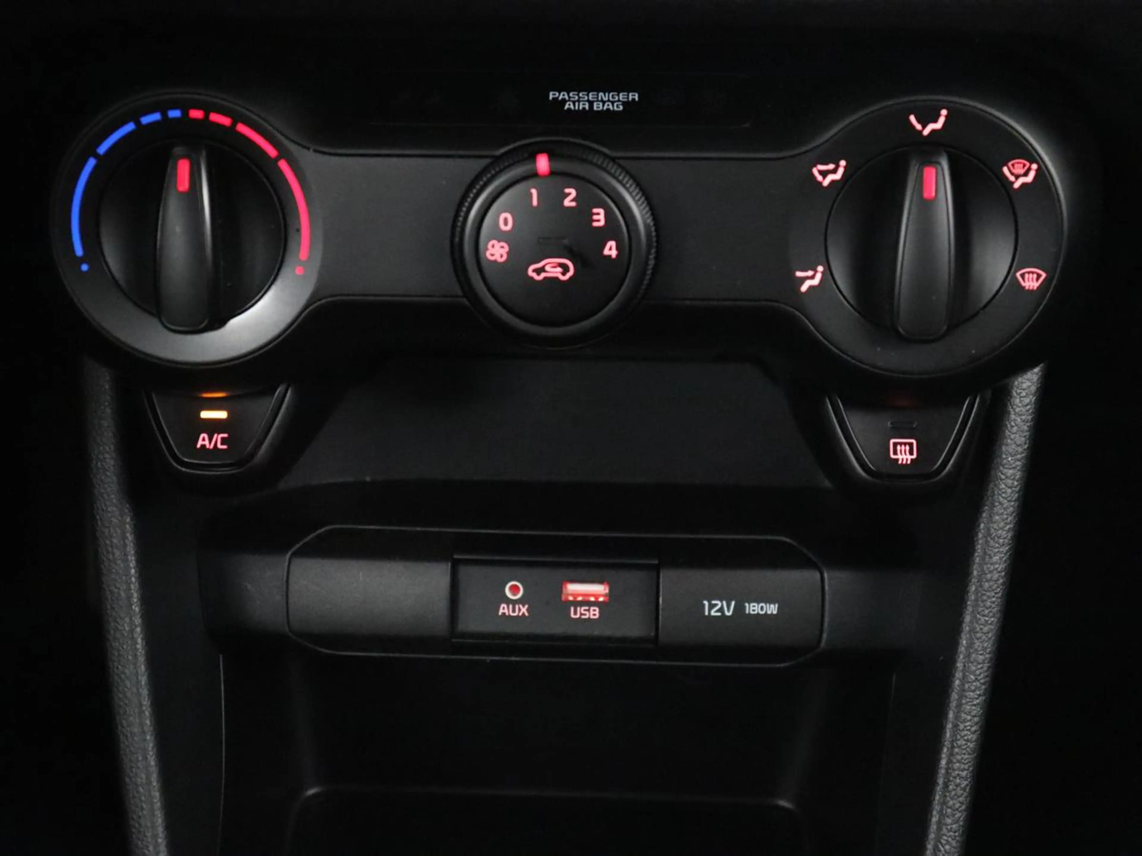 Kia Picanto 1.0 CVVT EconomyPlusLine | Cruisecontrol | Airco | — photo 17