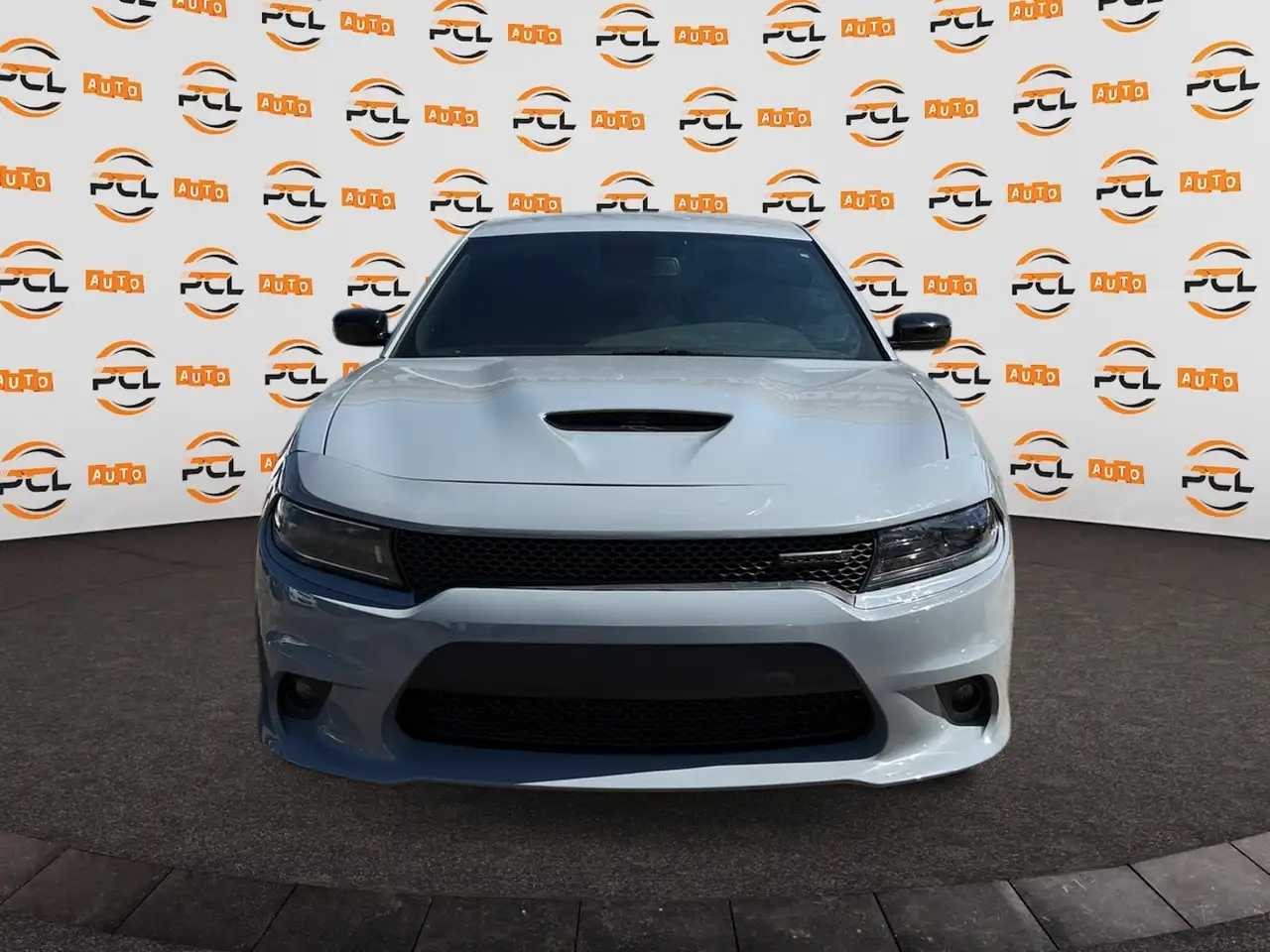 Dodge Charger снимка Dodge Charger