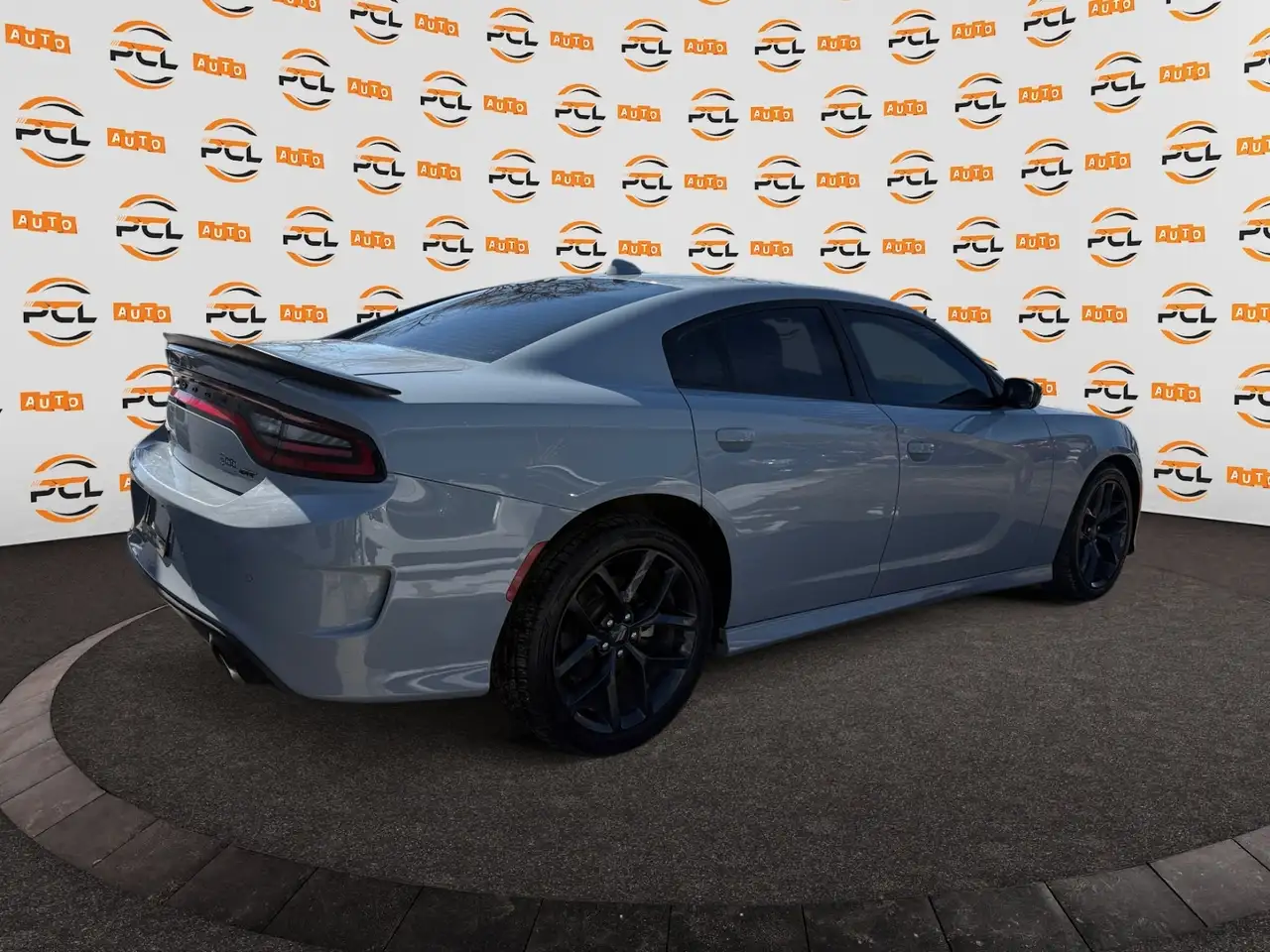 Dodge Charger снимка Dodge Charger