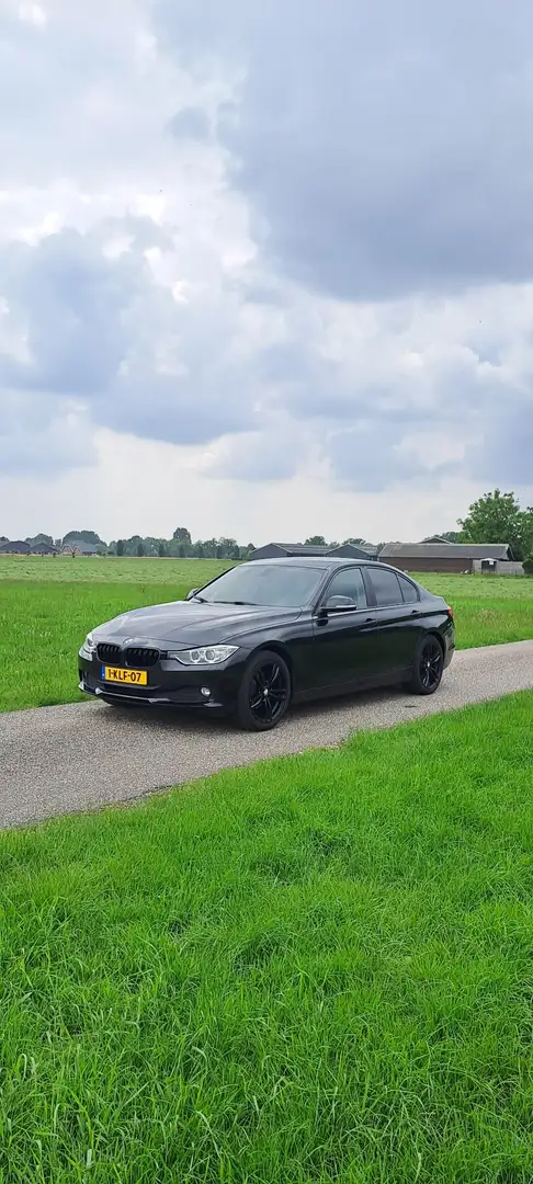 BMW 320 EDE Executive Zwart - 1