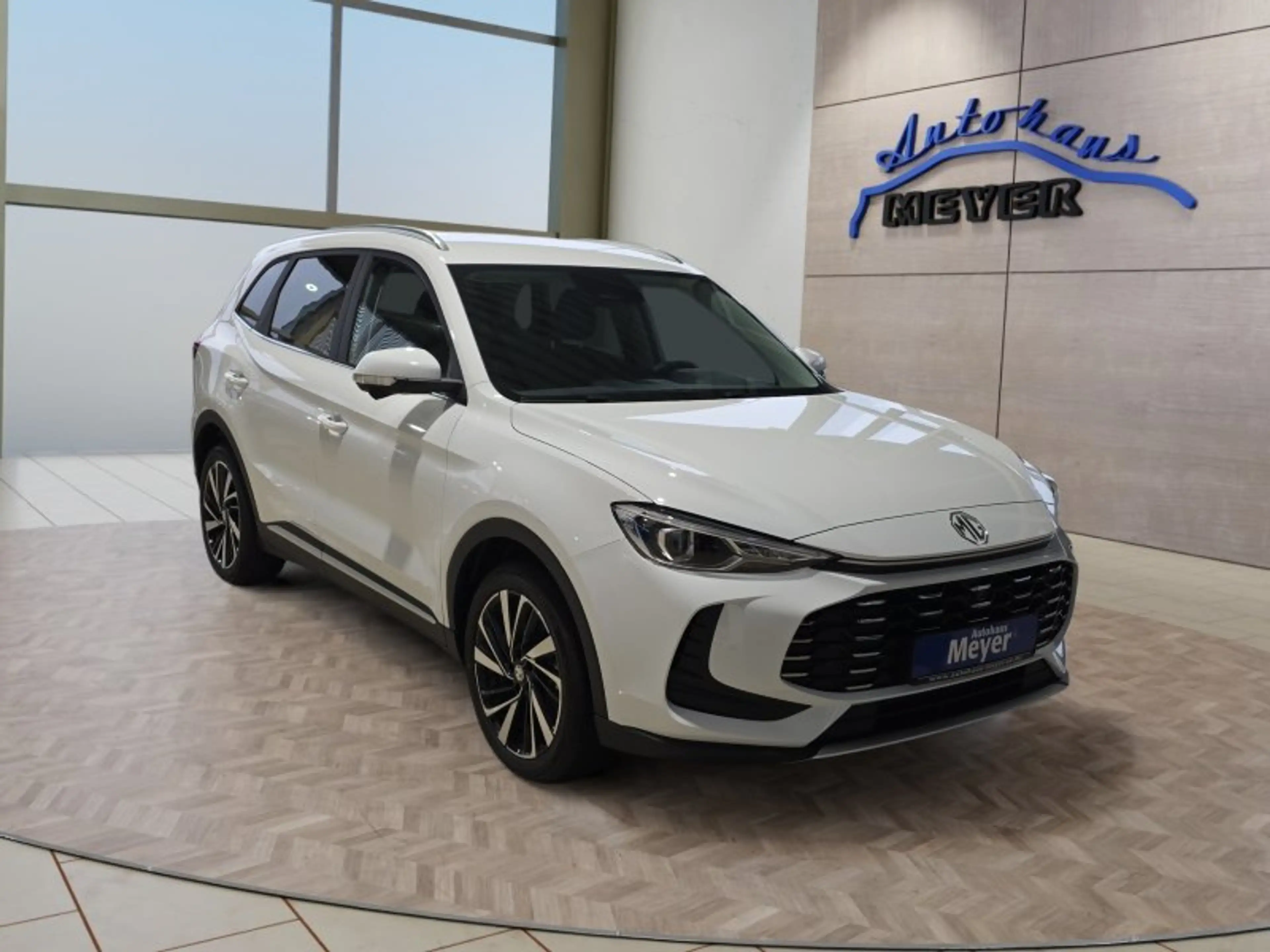 MG ZS Luxury 1,5 Hybrid+ 197PS 18*Alu/LED/Navi/Leder/Kam — photo 7