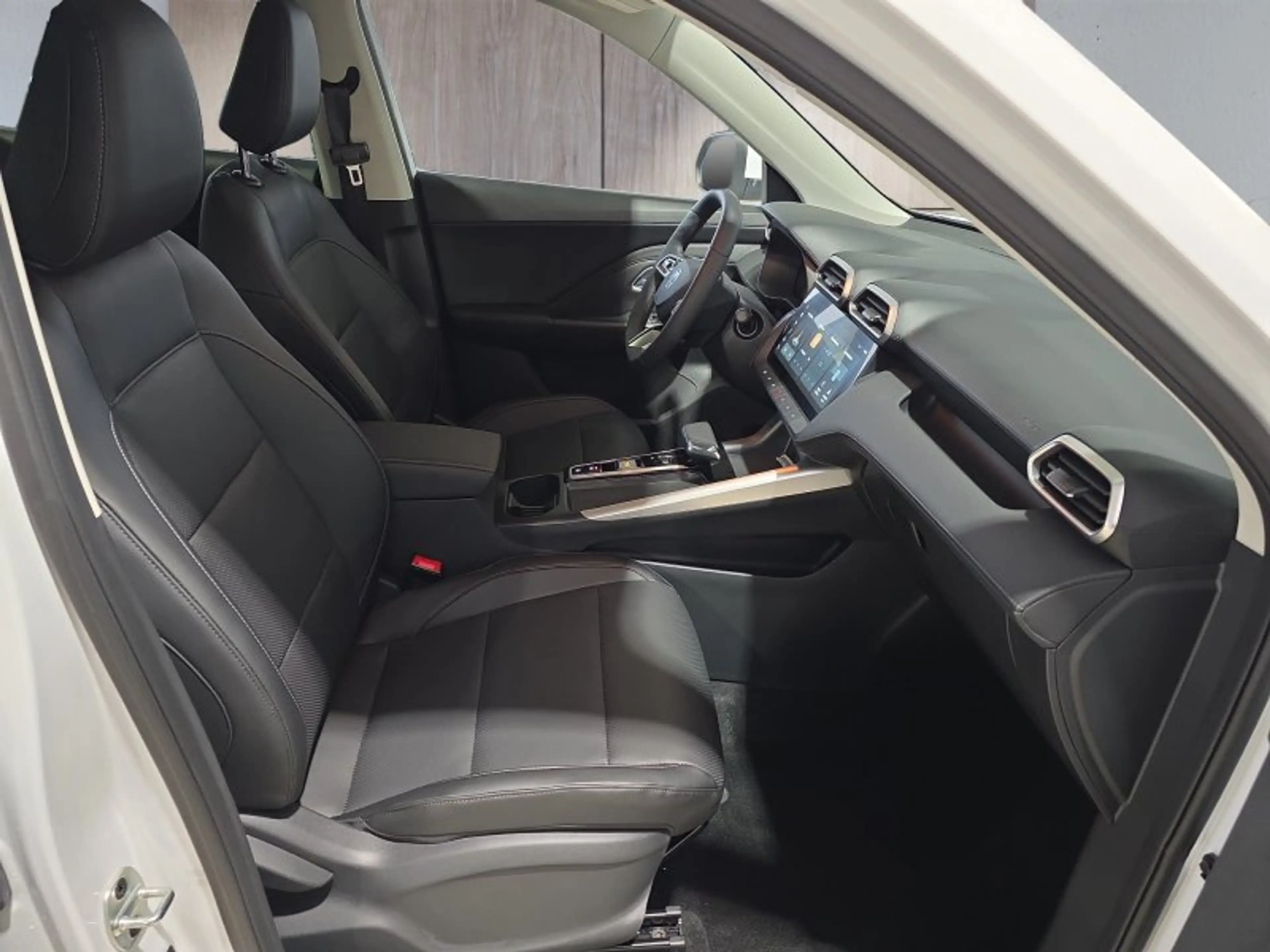 MG ZS Luxury 1,5 Hybrid+ 197PS 18*Alu/LED/Navi/Leder/Kam — photo 15