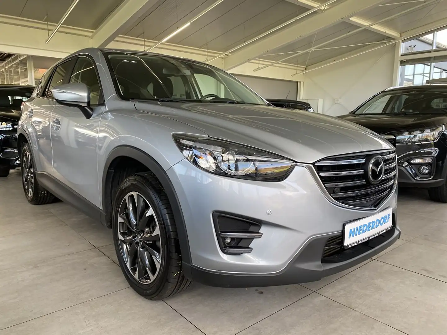 Mazda CX-5 2.2 AWD Sports-Line LED AHK BOSE NAVI KAM Silber - 1