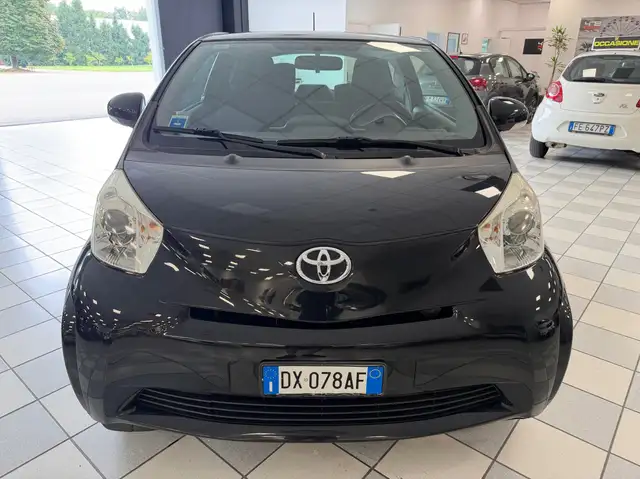 Toyota Iq view 12