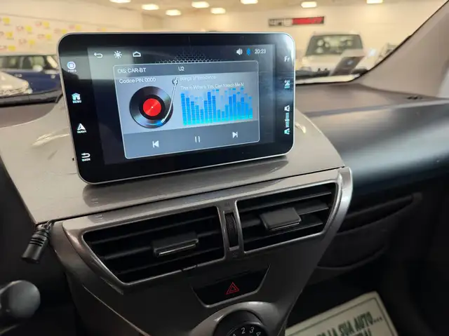 Toyota Iq view 23
