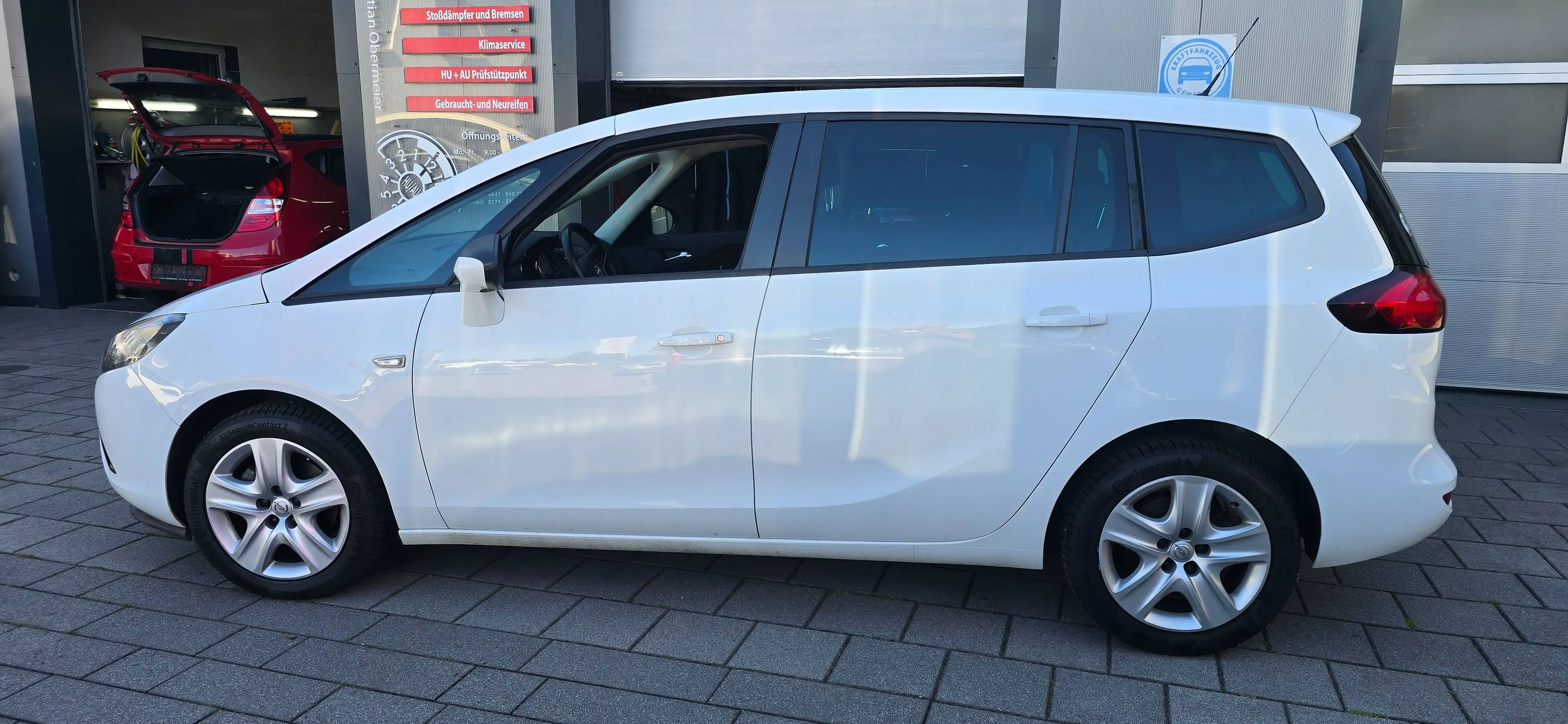 Opel Zafira Tourer Edition Scheckheft 1Hand — photo 6