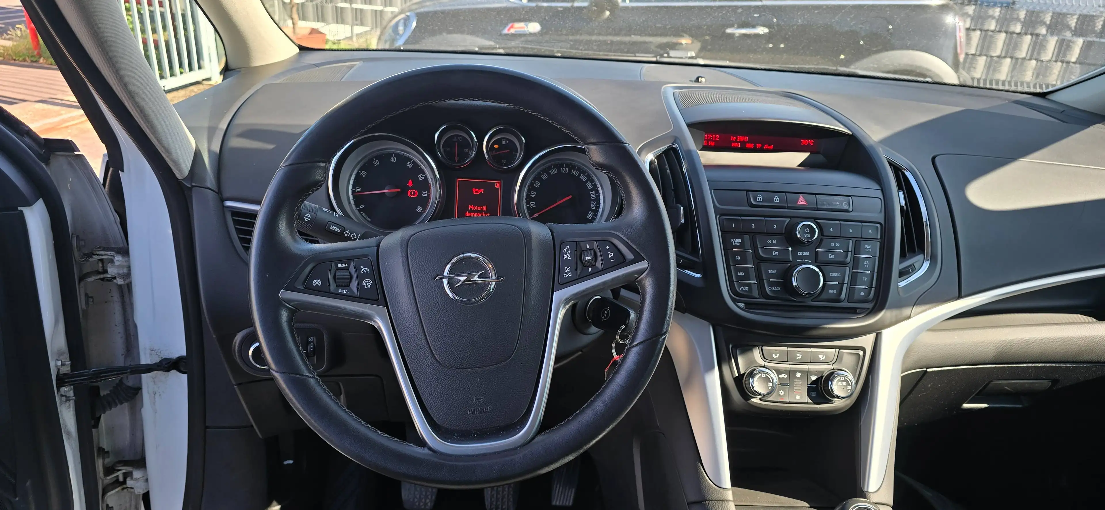 Opel Zafira Tourer Edition Scheckheft 1Hand — photo 13