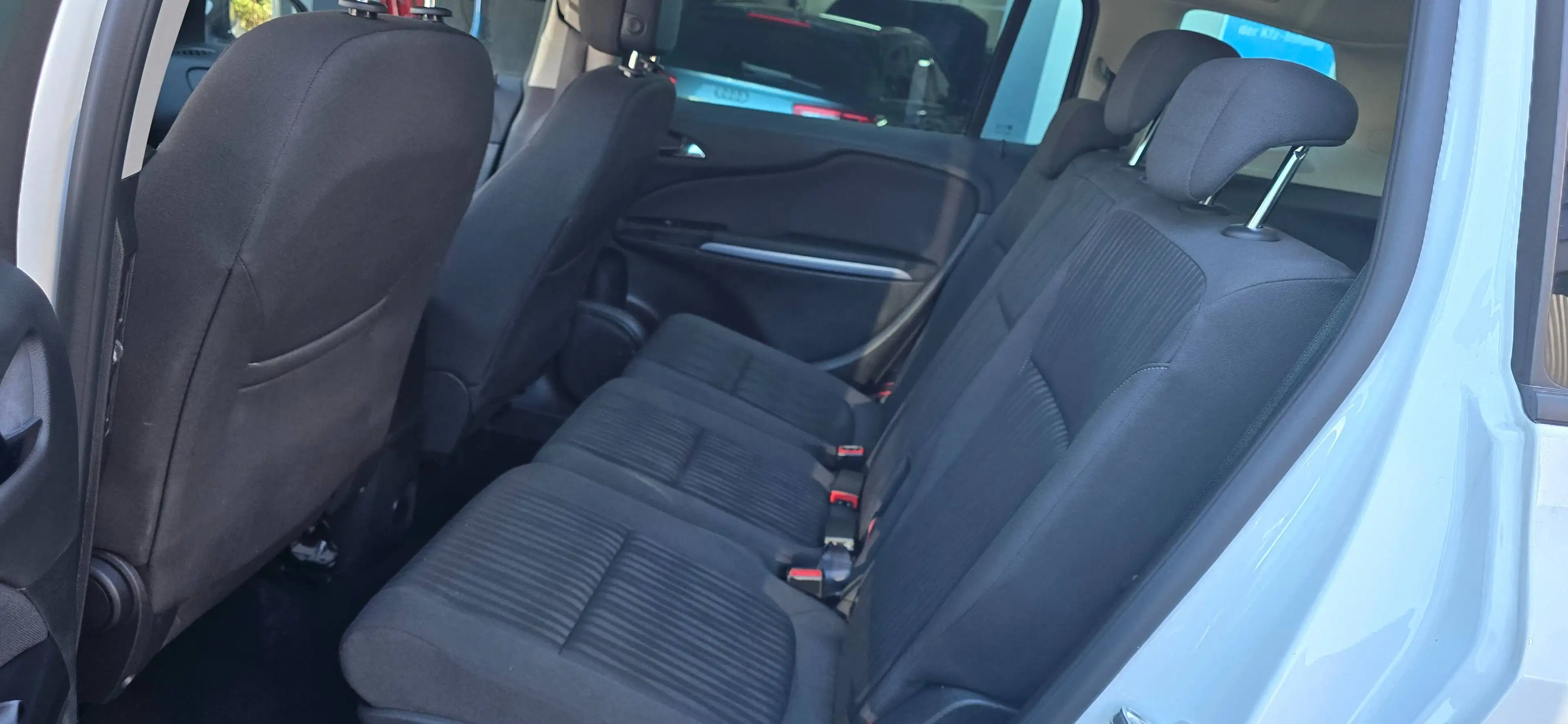 Opel Zafira Tourer Edition Scheckheft 1Hand — photo 10