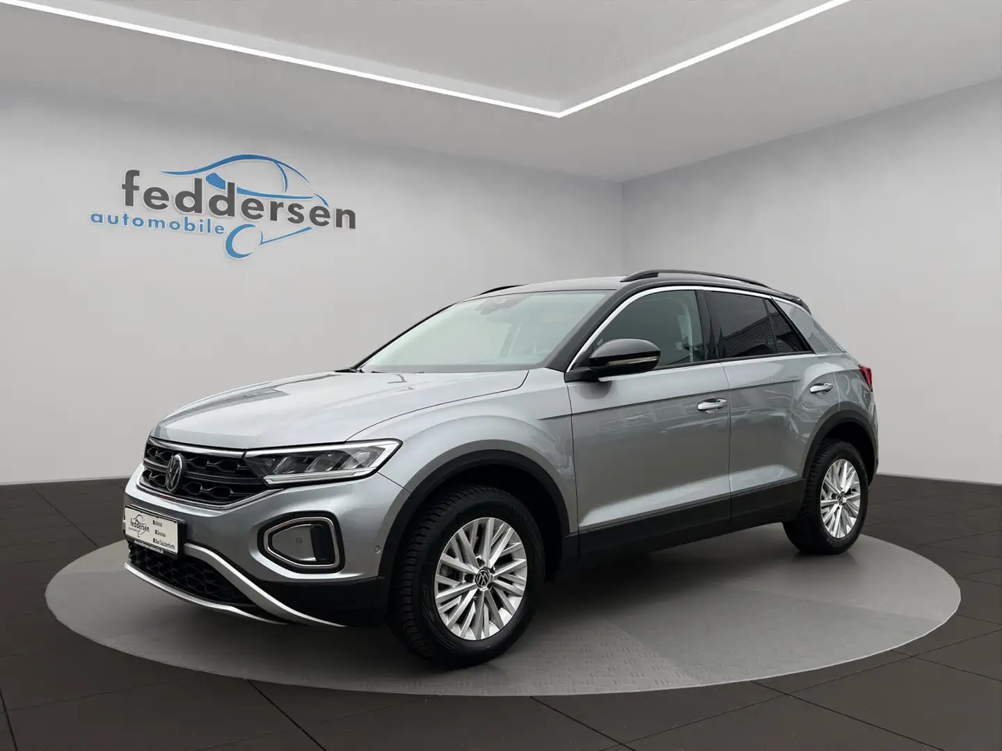 Volkswagen T-Roc Life 1.5 TSI AHK Navi LED DAB+ Sitzheizung KLIMA Silber - 2